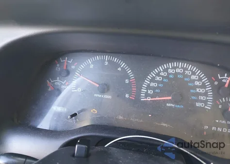 2001 Dodge Ram 1500 St z USA, uszkodzony, nr VIN 1B7HC16Y21S704882